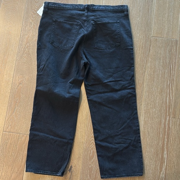 NWT Abercrombie & Fitch 90s high rise relaxed Jean womens 35/20’s distressed - Picture 2 of 12